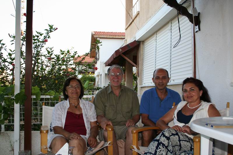 Semra & Sinan & Zeynep & Reinhard Semra & Sinan & Zeynep & Reinhard